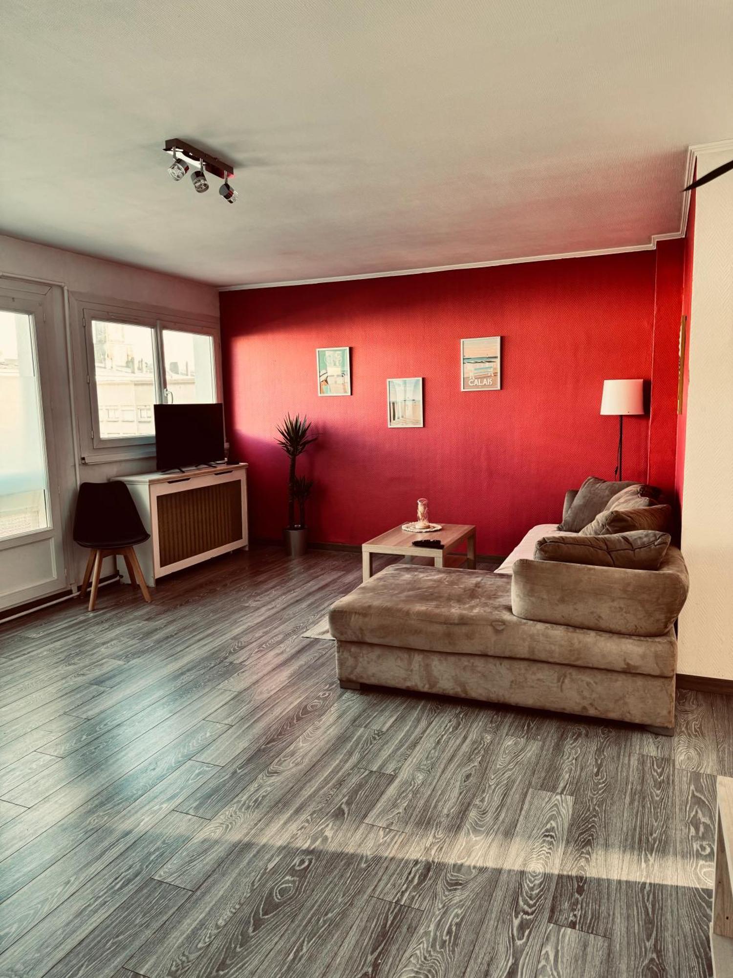 Superbe Appartement T3 Renove - Calais Nord Екстериор снимка